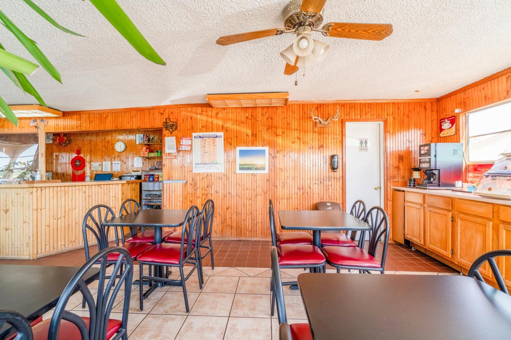 Lone Star Inn By Oyo Vernon Texas Hwy 287 Екстериор снимка